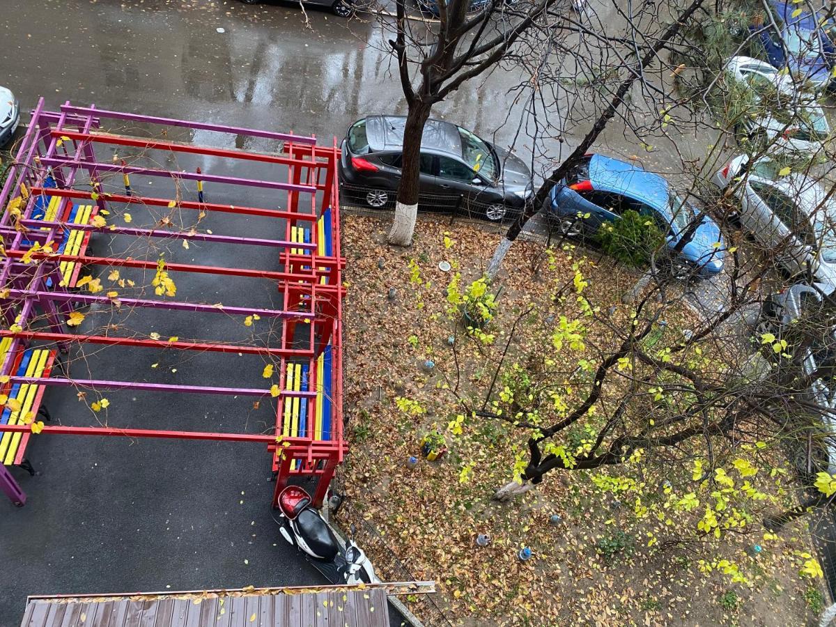 Appartamento Piata Sudului Host Bucarest Esterno foto